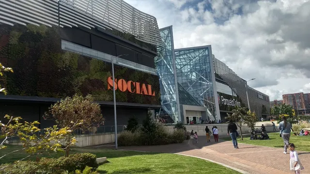 T4 - C.C. Parque la Colina