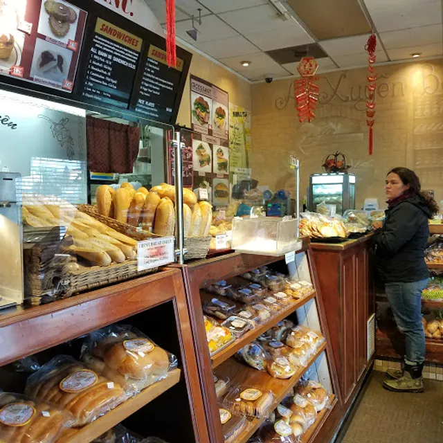 An Xuyên Bakery