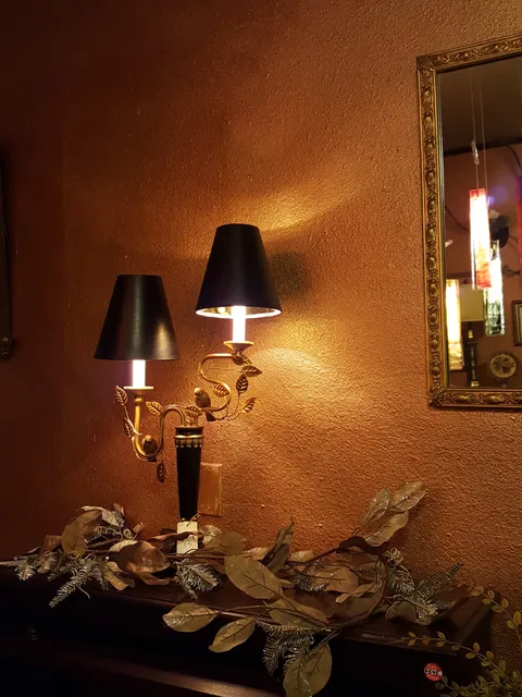 Annie's Main Street Place