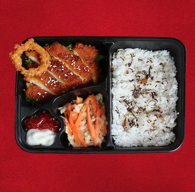 Ayam Geprek Madagaskar Supratman