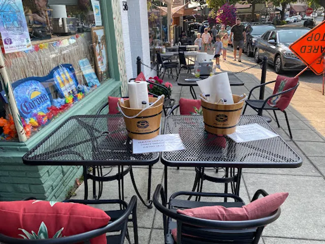 A Very Taki Tiki Bar & Grill