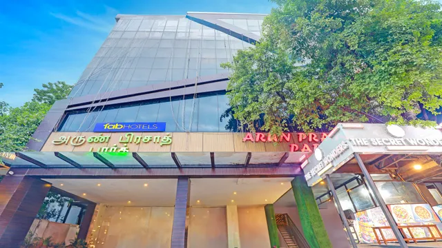 FabHotel Western Inn