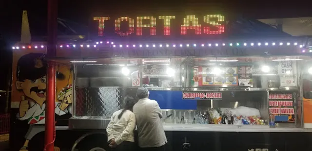 Leo's Tacos Truck