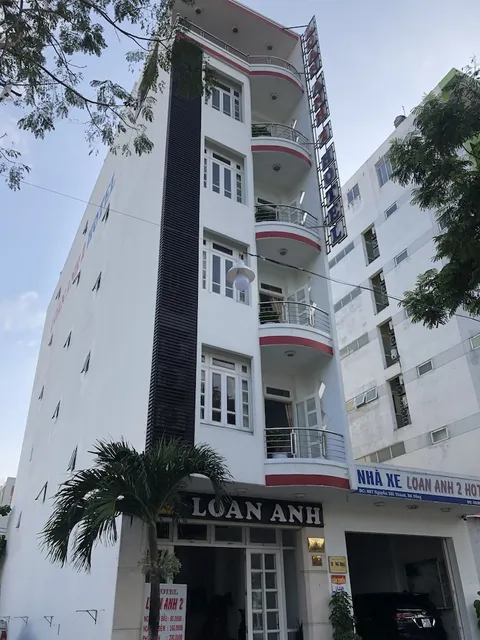 Loan UK Hotel