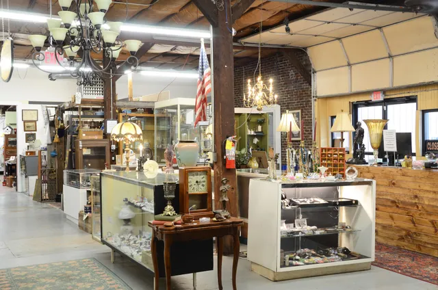 Springfield Antique Barn