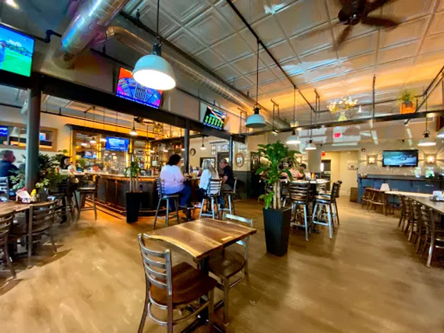 Main Street Bar & Grille