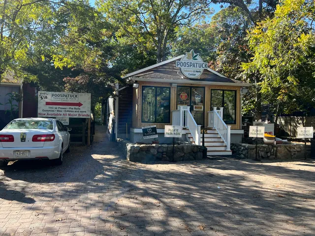 Poospatuck Tobacco and Herb Center