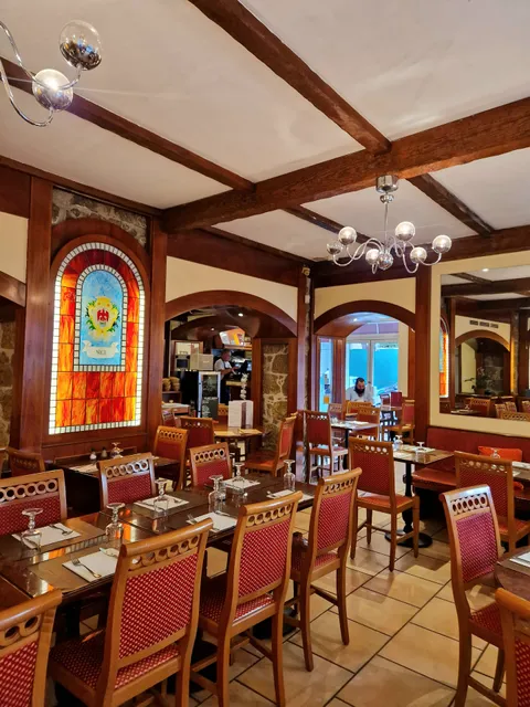 Au Grill D'or Restaurant