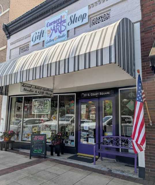 Corner Arts Gallery Studio & Gift Shop
