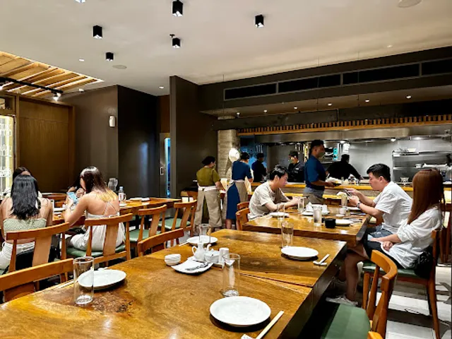 Kazunori Japanese Restaurant / Kazu Cafe