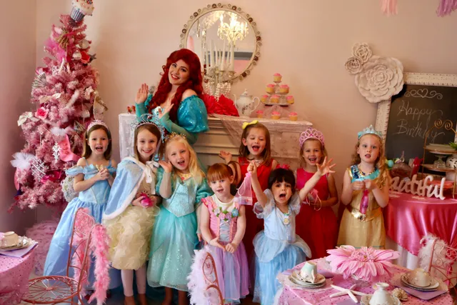 Cookies & Tea for Me!