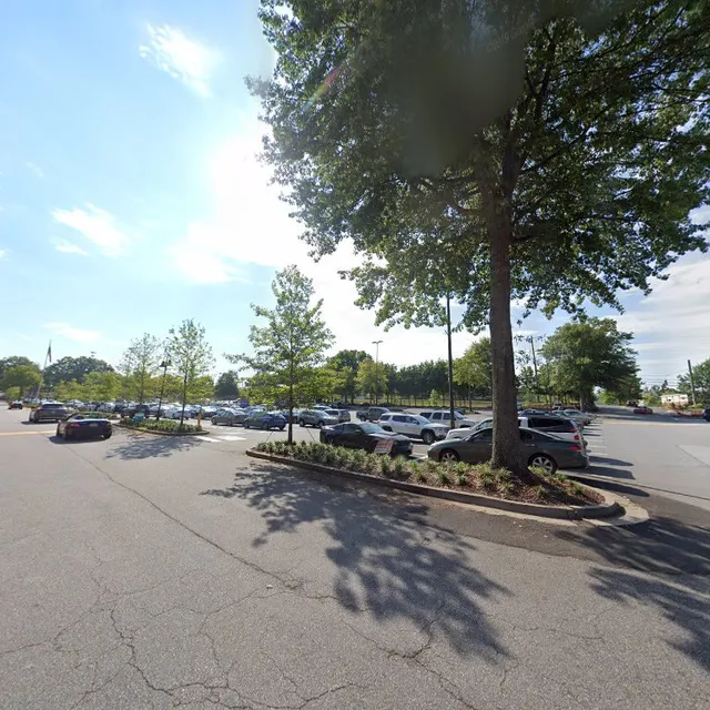 Market at Haynes Bridge