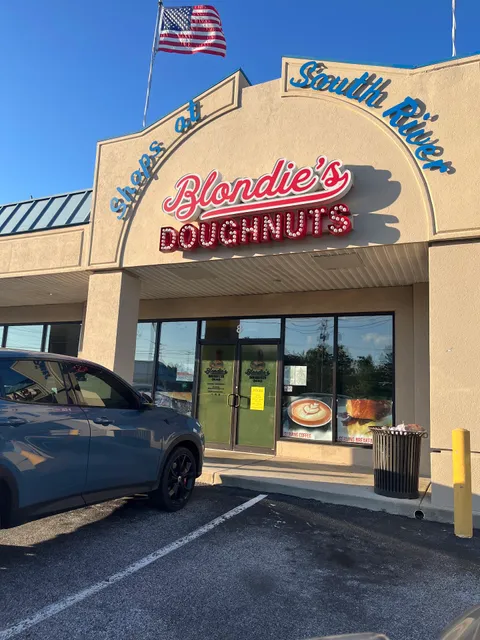 Blondie's Doughnuts