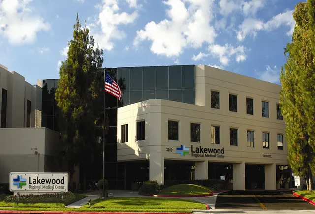 UCI Health — Lakewood