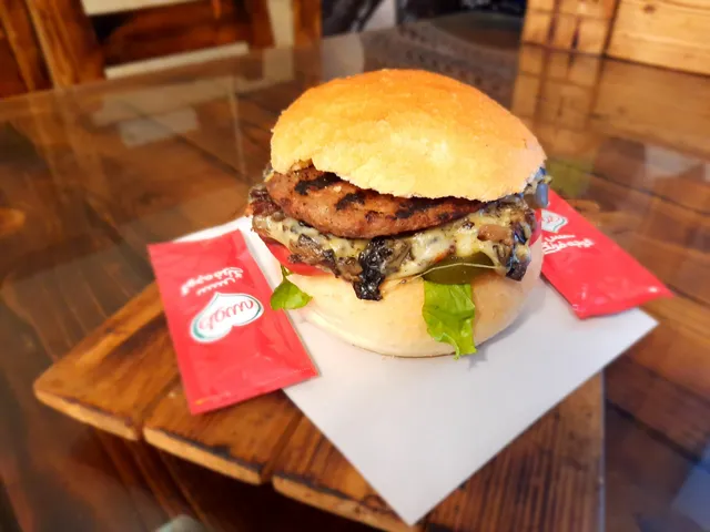 Dehkadeh Fast Food Restaurant