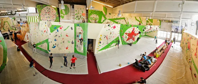 Ostbloc Boulderhalle