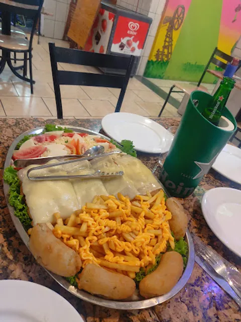 Restaurante Família Gaia | Marmita | Marmitex | Delivery | Self Service | Prato Feito