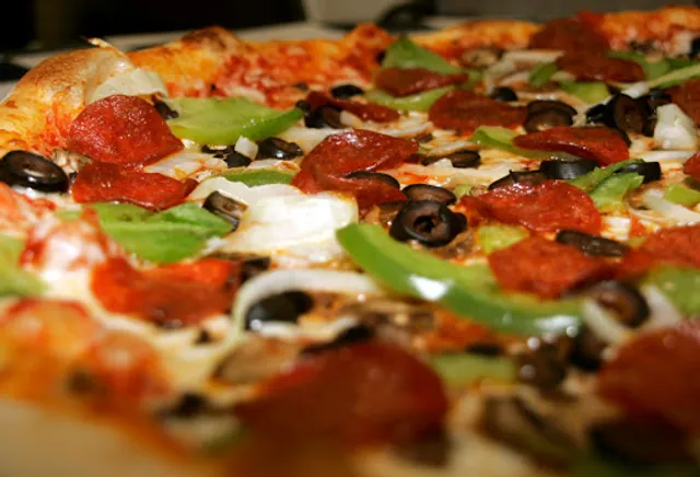 Kaimuki's Boston Pizza