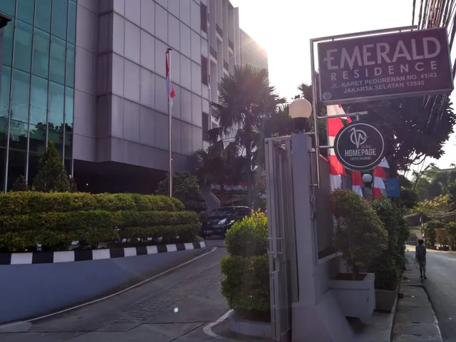 Airy Kuningan Karet Pedurenan 41 Jakarta