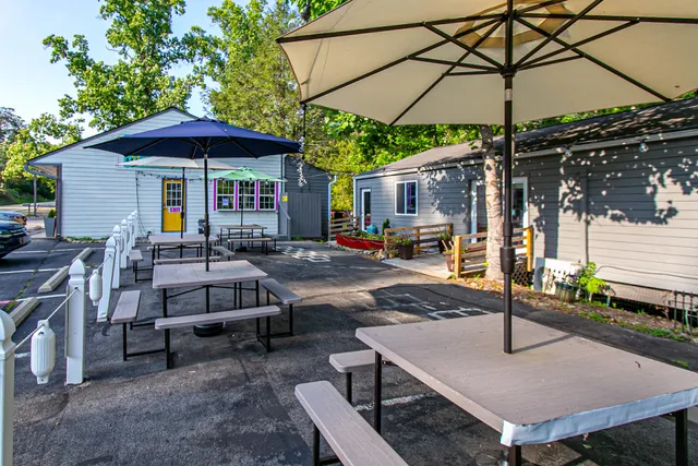 Hilltop Ice Cream Shop-Woodfin