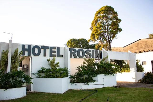 Hotel Pousada Rosim l Posto de Carregamento para Veículos Elétricos