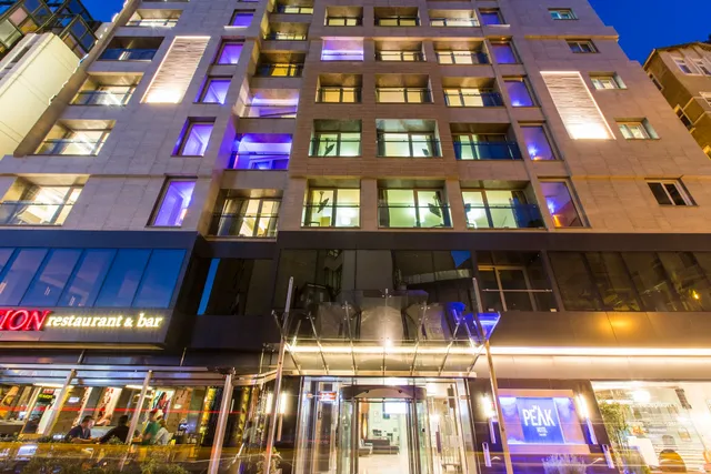 Ramada By Wyndham Istanbul Pera