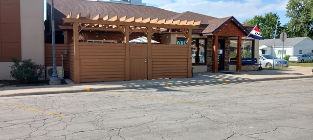 Halftime Bar & Grill