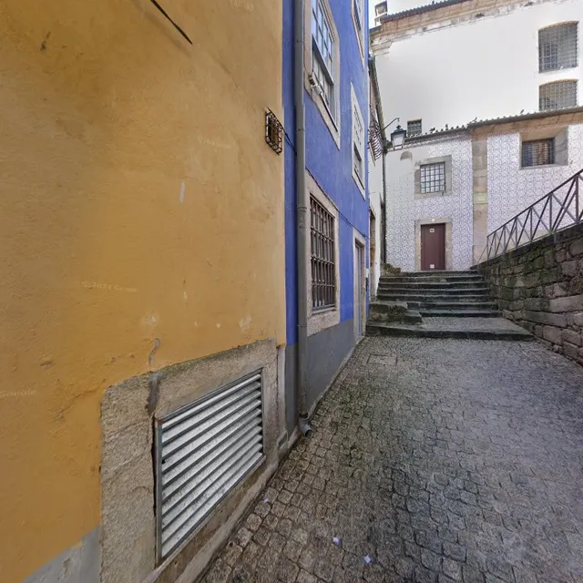 TPC Genuine Oporto Apts