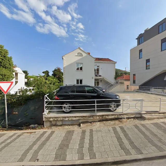 Concordia Apartments