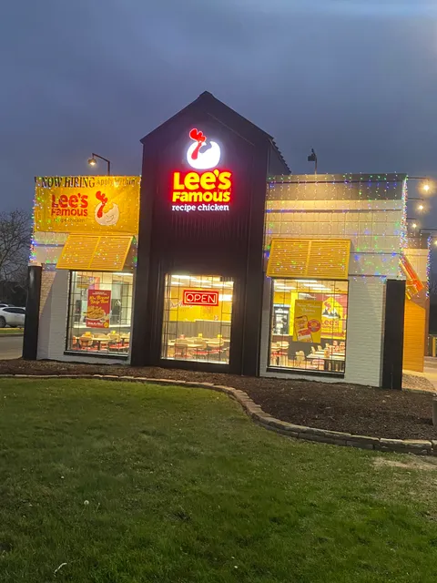 Lee's Famous Recipe Chicken