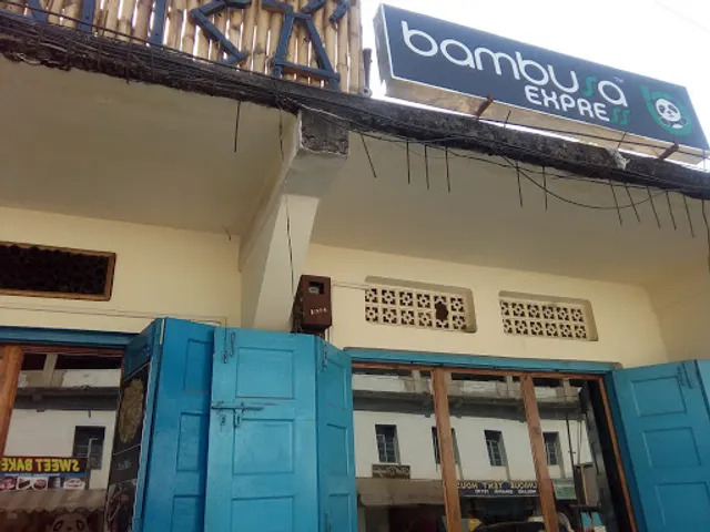 Bambusa Express, Midland