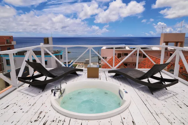 Seaside Hotel The Beach