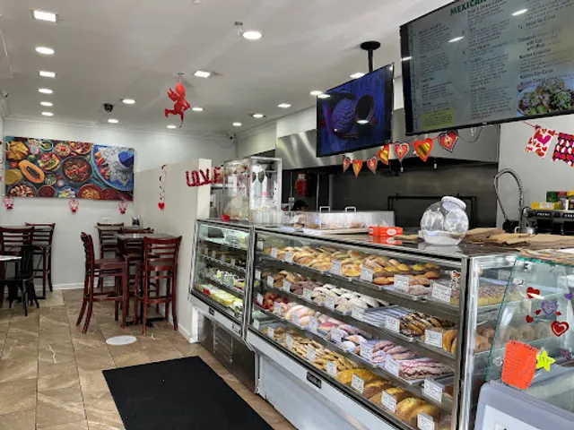 Girasol Taqueria & Bakery