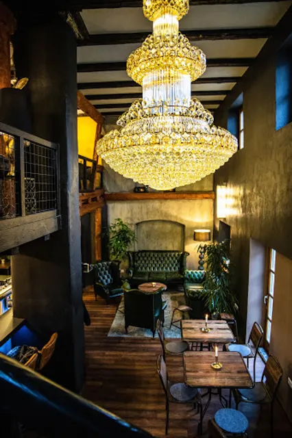 Chicago Bar & Restaurant