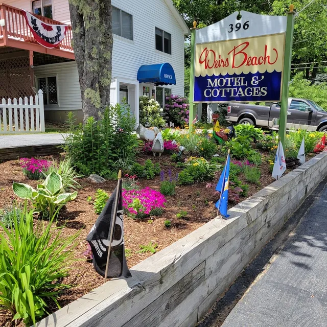 Weirs Beach Motel and Cottages