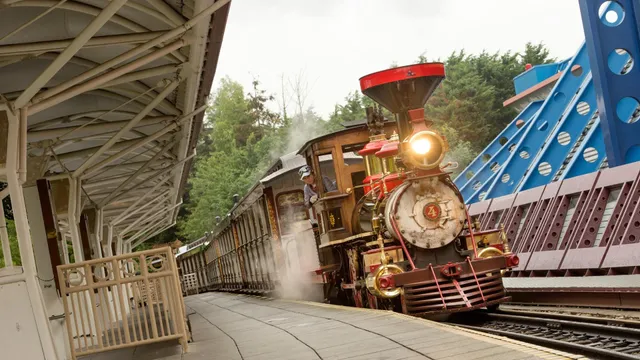 Disneyland Railroad - Discoveryland Station
