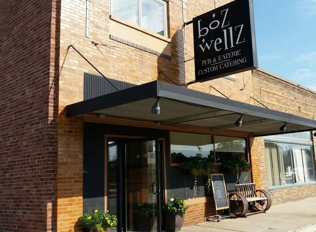 BozWellz Pub and Eaterie