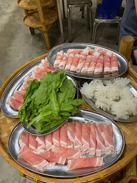 Trillion Lalapot 兆富啦啦煲 Kota Damansara