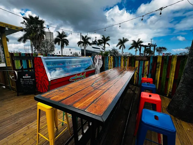 The Funky Cuda Bar & Grill