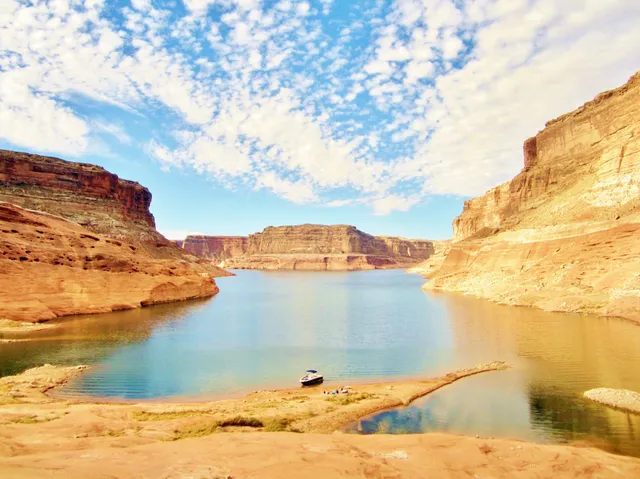 Vermillion Cliffs House