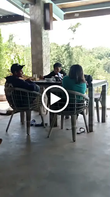 Chalet Bromo Restaurant and Lounge