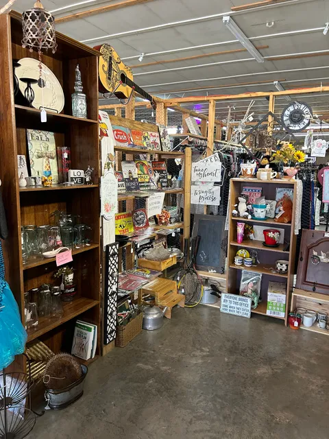 RJ’s BARGAIN JUNKTION FLEA MARKET LLC