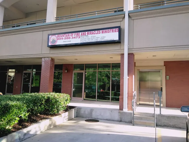 The Pointe At Lithia Springs Shopping Center