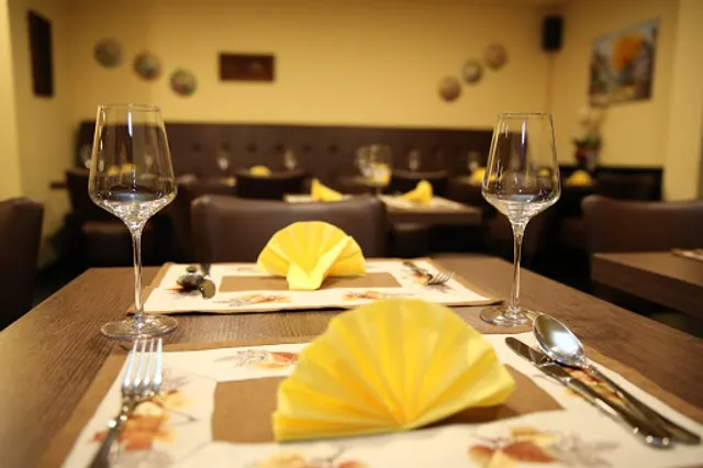 Nón Lá Thais Restaurant