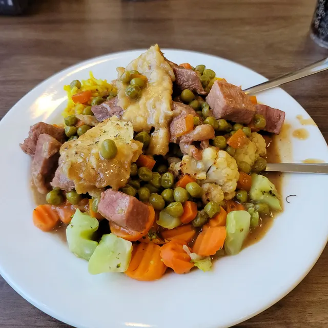 Gus Schreiner Dining Hall