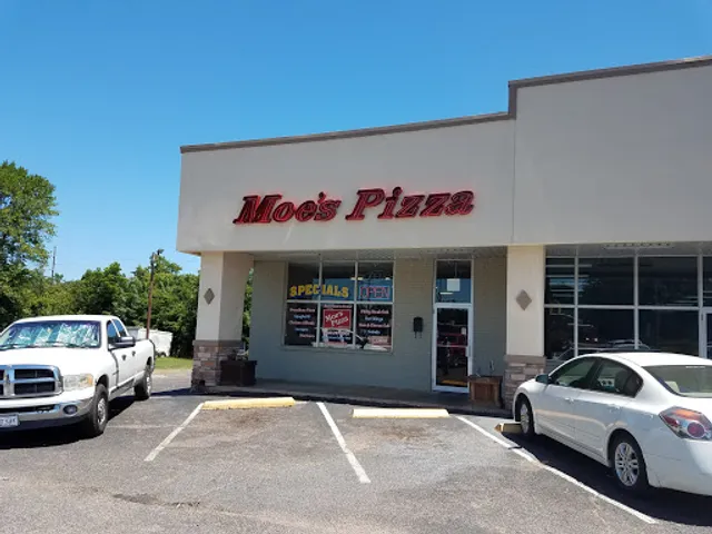 Moe's Pizza