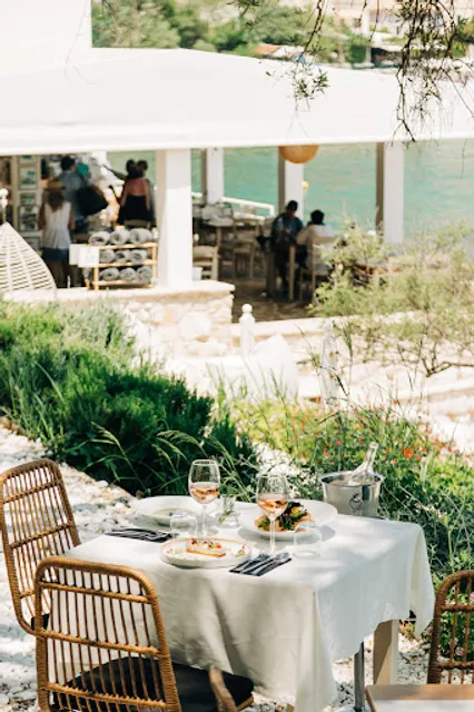 The White House Restaurant