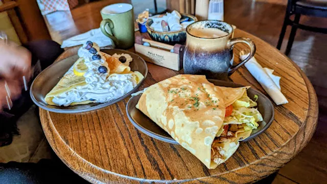 The Cracked Pot Coffee and Crepes