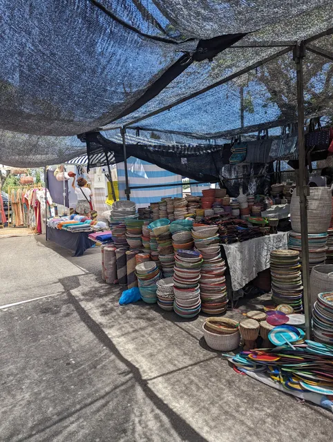 Nueva Andalucía Artisan Market