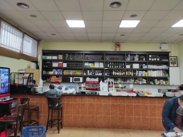 Hua Ye Lou Chinese Restaurant